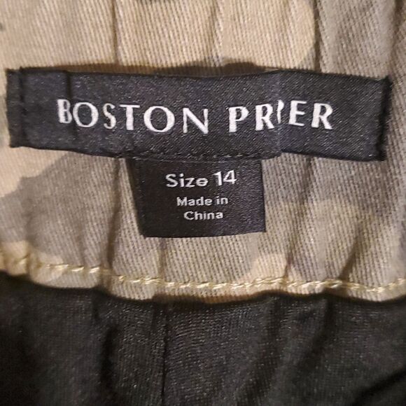 Boston Proper/ Camo Skort/ Size 14 - Picture 3 of 7